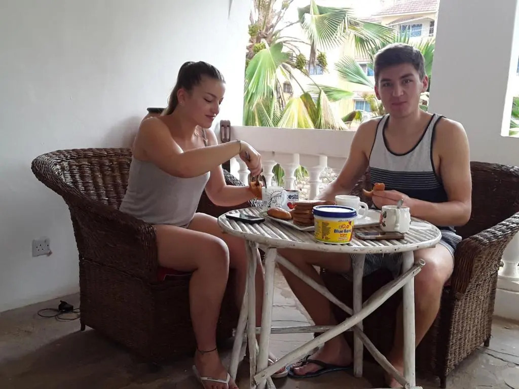 Akogo House - BnB , Hostel, Backpackers & Volunteer Center