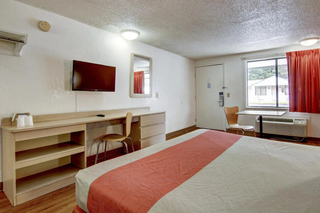Motel 6-Union City, GA - Atlanta Airport