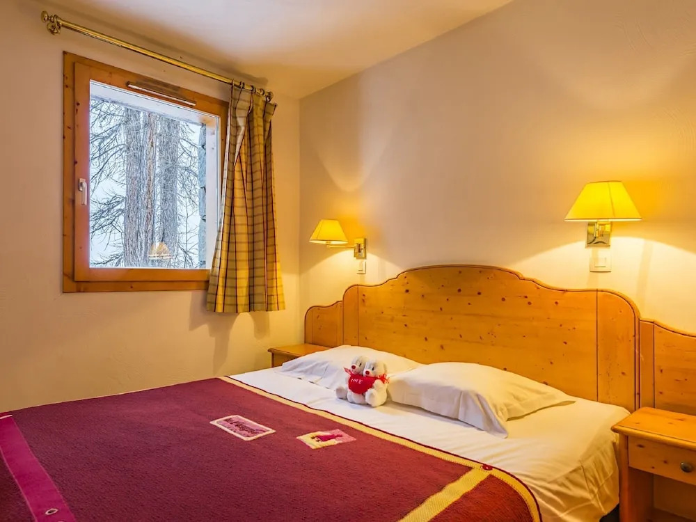 Cozy Apartment Located Just 100 m. From the Slopes of Plagne