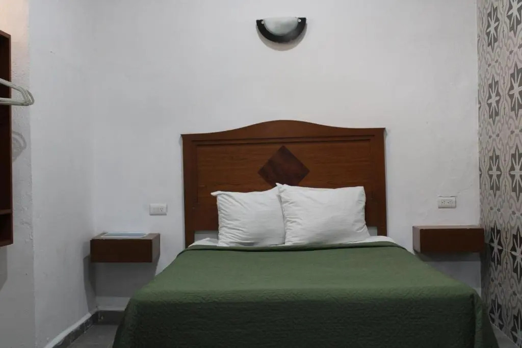 Hotel Guaranducha Inn