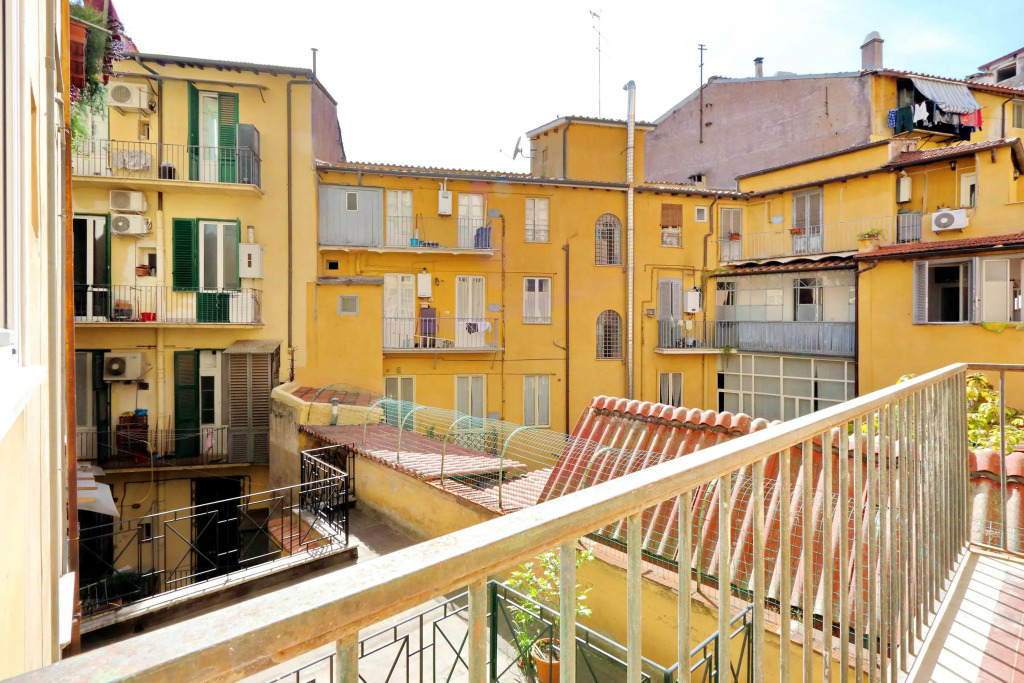 Rm-h501-pale6e2 Monti Apartments - M9
