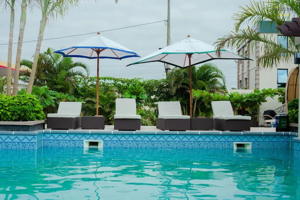 KOZOBE HÔTEL
