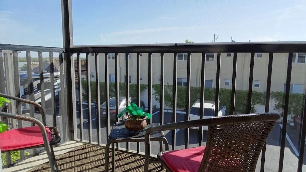 Marco Inn Villas D9 #65076 1 Bedroom 1 Bathroom Condo