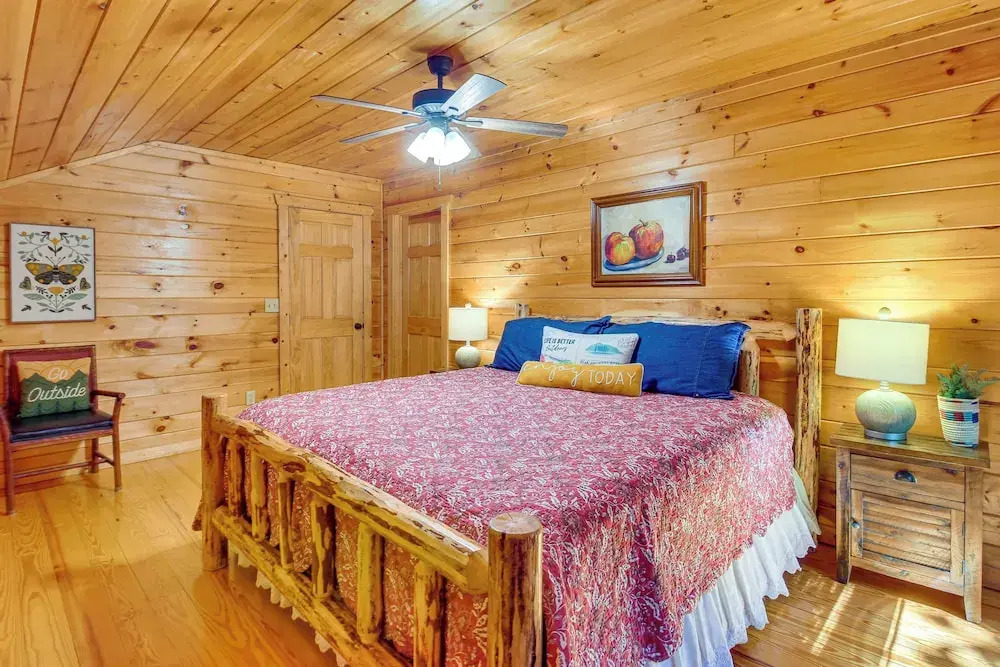 Serene Riverfront Escape in Ellijay, Georgia!