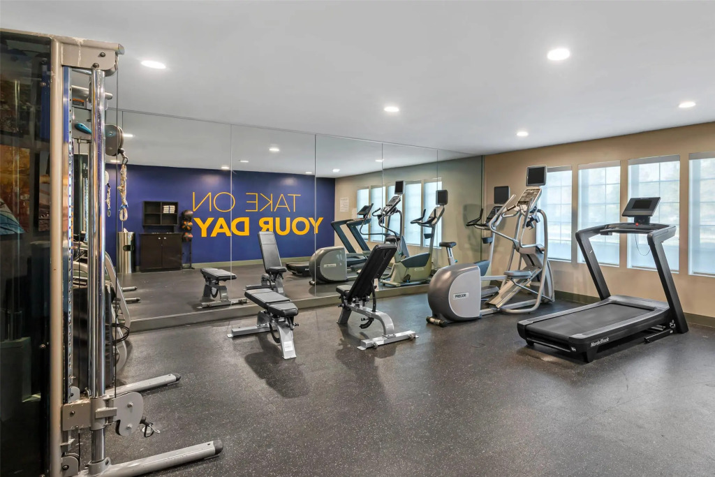 Comfort Inn & Suites Savannah Airport