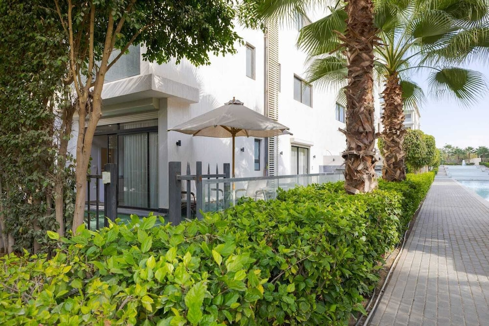 ELITE New Modern 3BR Apartment