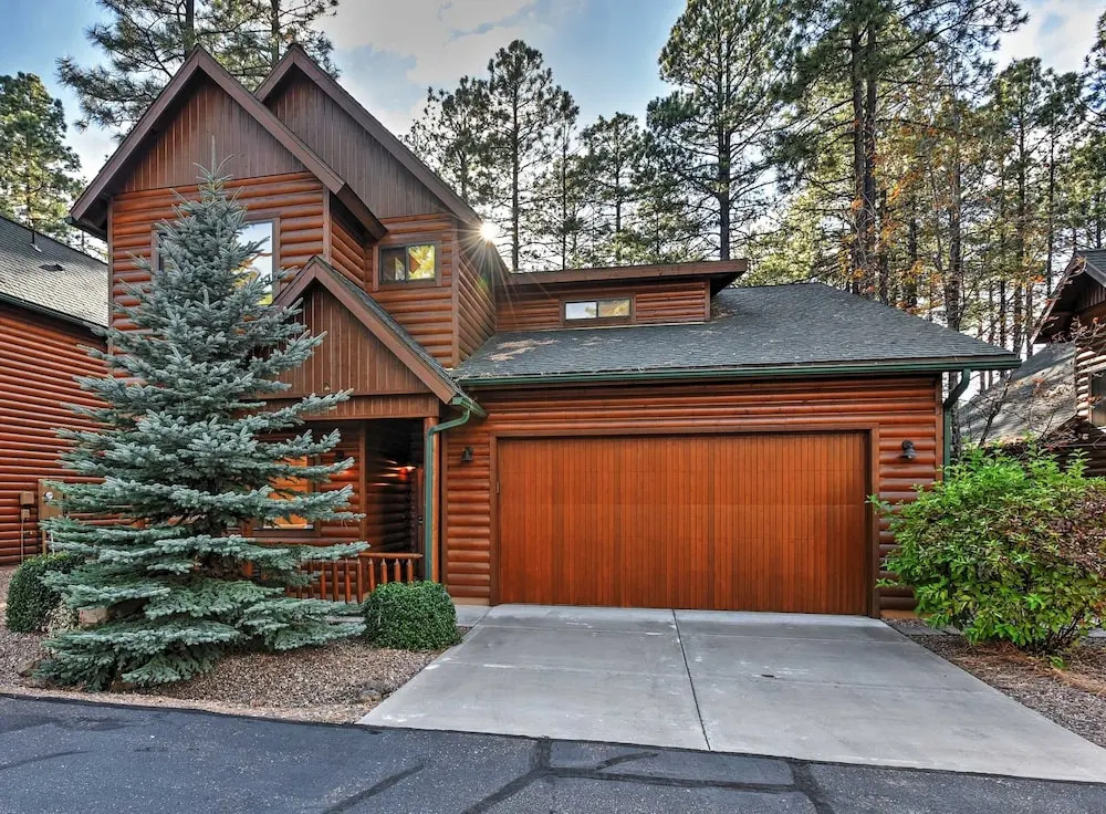 Mountain Cabin Retreat w/ Game Room, Patio & Views