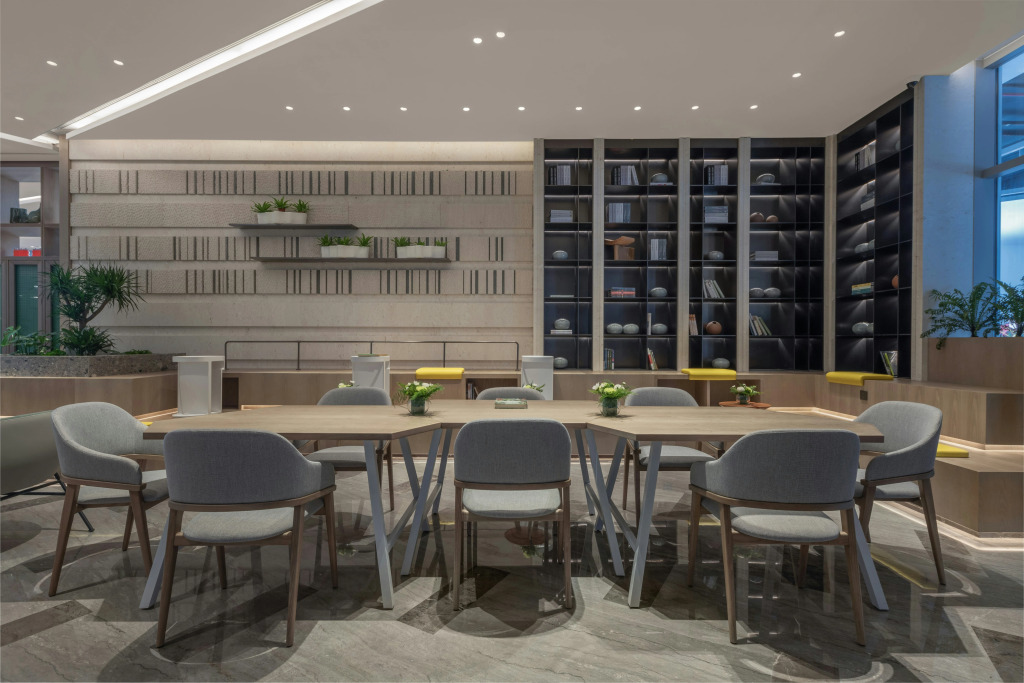 EVEN Hotels Shenzhen Guangming Cloud Park by IHG