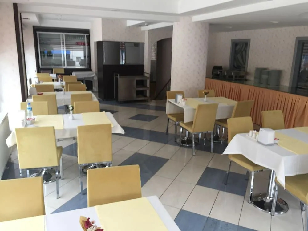 Cimenler Otel