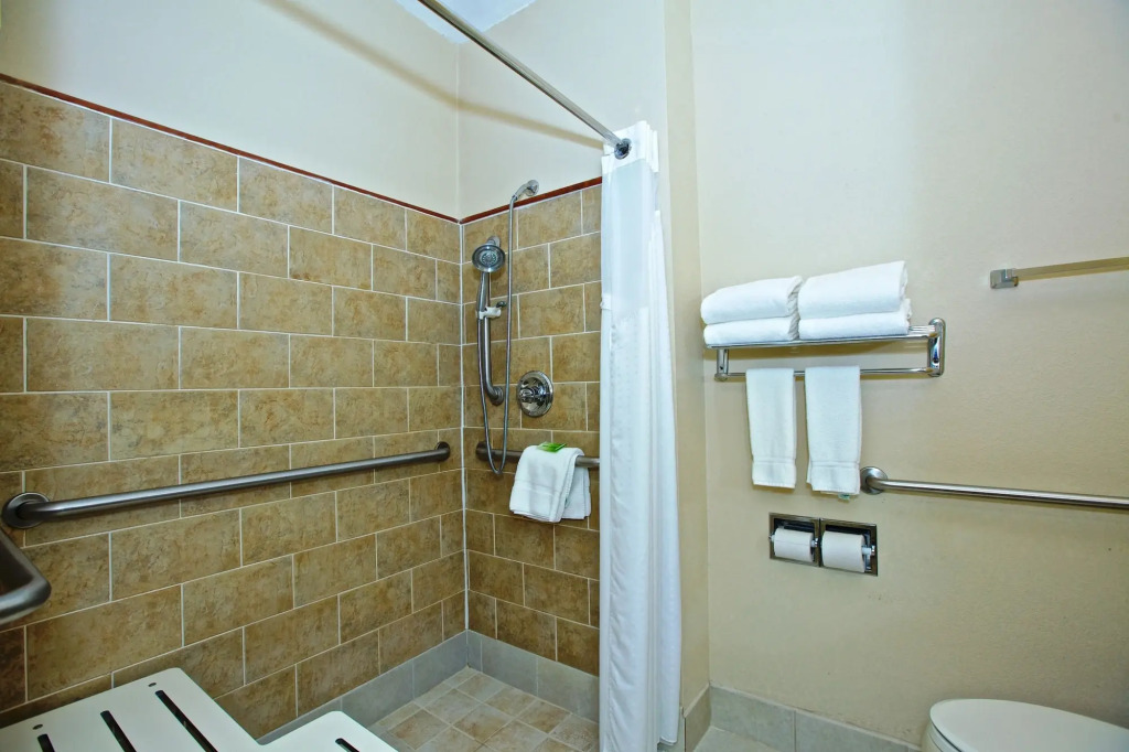 Holiday Inn Express & Suites Acworth - Kennesaw Northwest by IHG