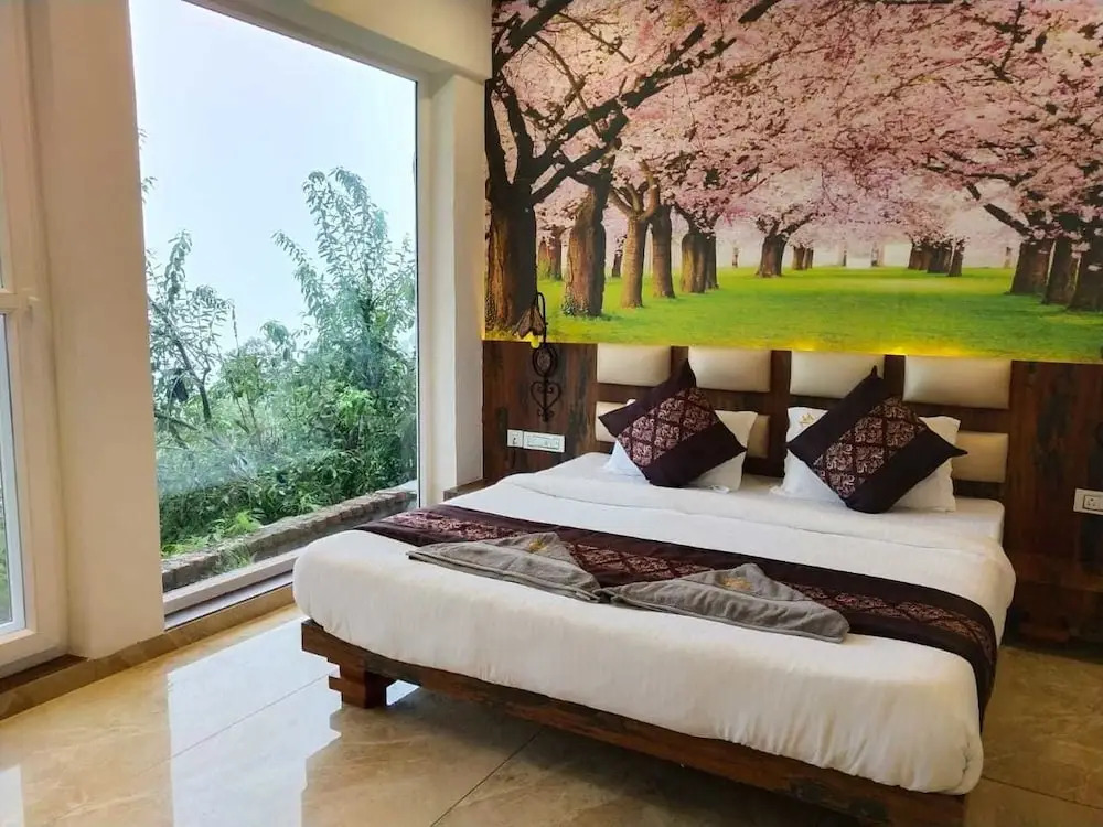 Hotel Malghotras by Hazel Hotels