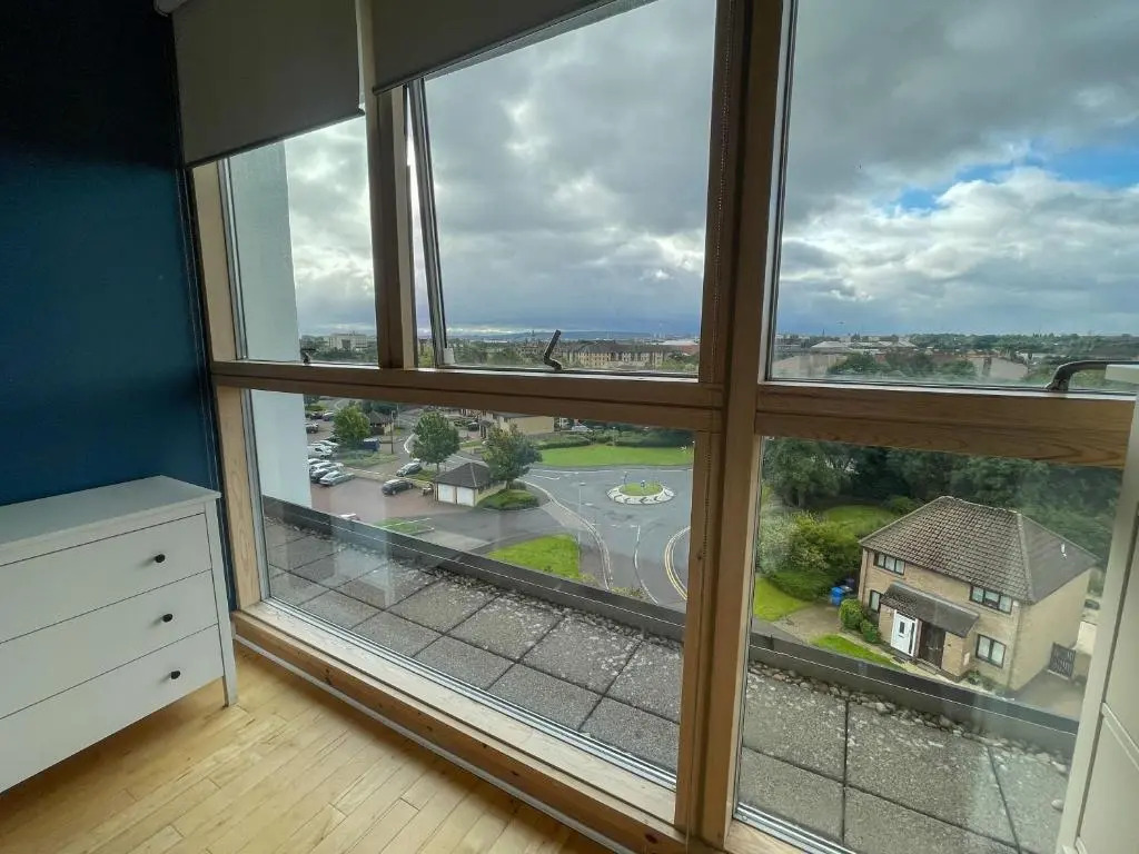 SECC HYDRO 3 bedroom Apartment with View