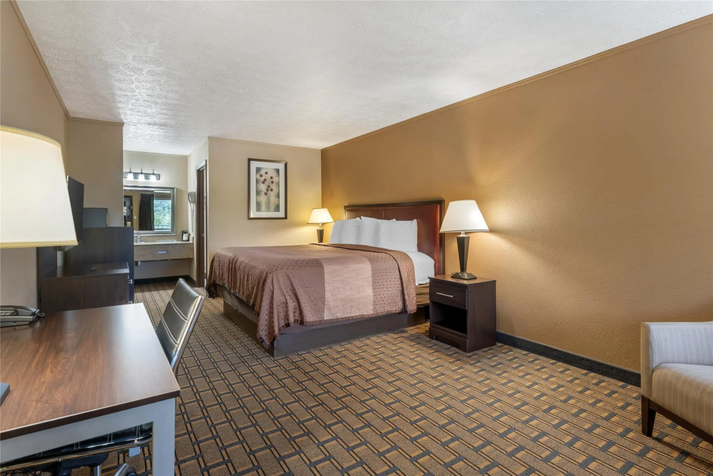 SureStay Hotel by Best Western Summersville