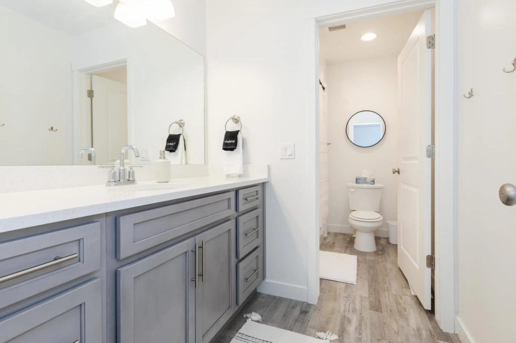 E-scooters 3BR 3BA Boat Parking Close to Marina