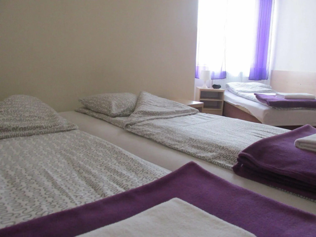 EURO-ROOM