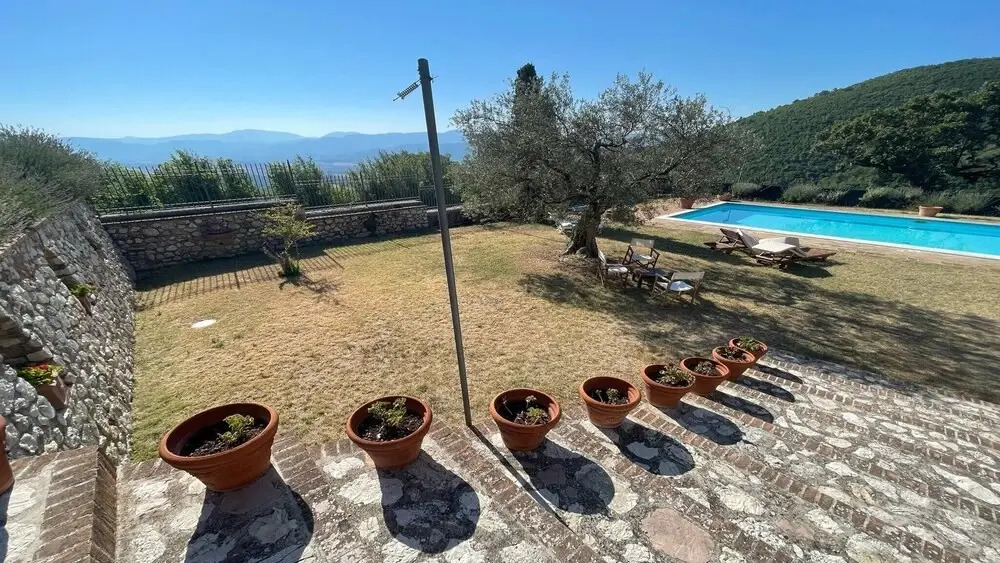 Huge Manor Close to Spoleto - Private Swimming Pool