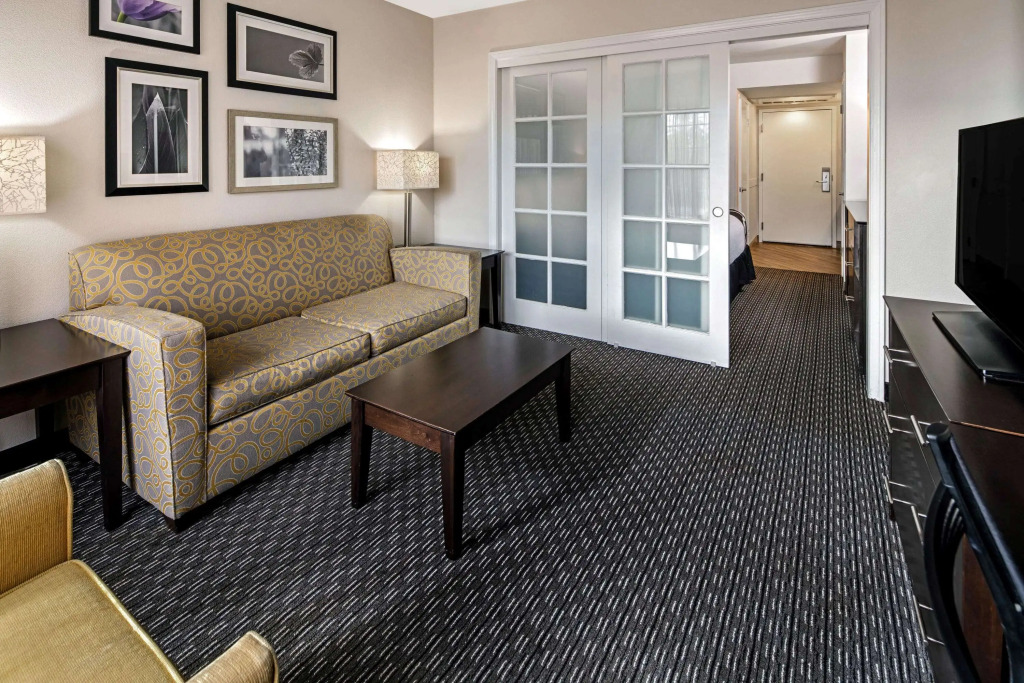 La Quinta by Wyndham Anaheim