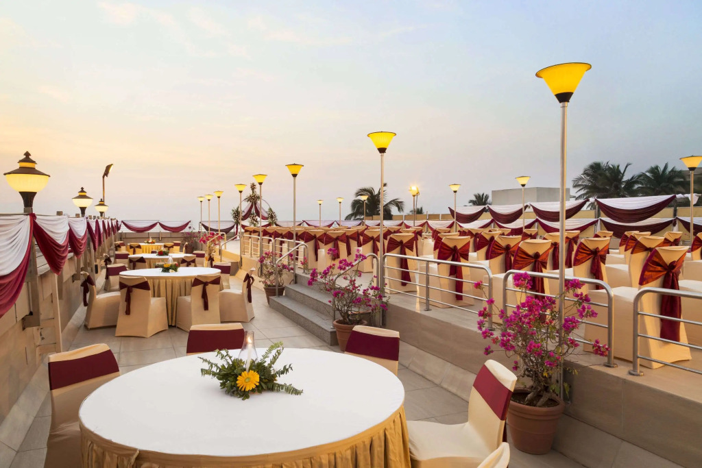 Ramada Plaza By Wyndham Palm Grove