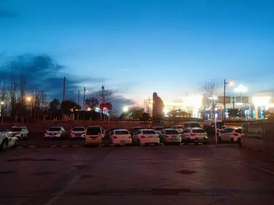 Vienna Hotel (Linyi Langya Ancient City Hedong Wuyue Plaza Branch)