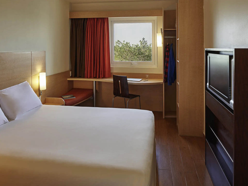 Ibis Merida