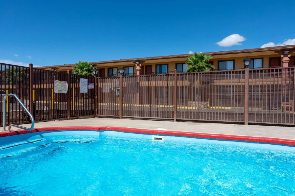 Days Inn by Wyndham Alamogordo White Sands