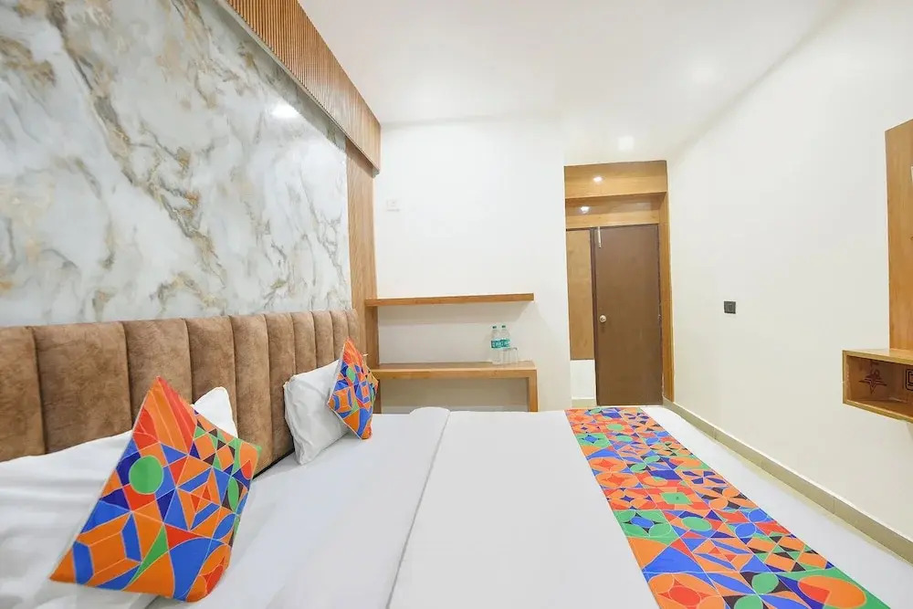 FabHotel Coco Tree