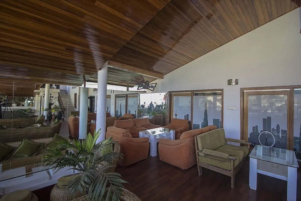 OYO 24798 Kiwi Hotel Yavachi