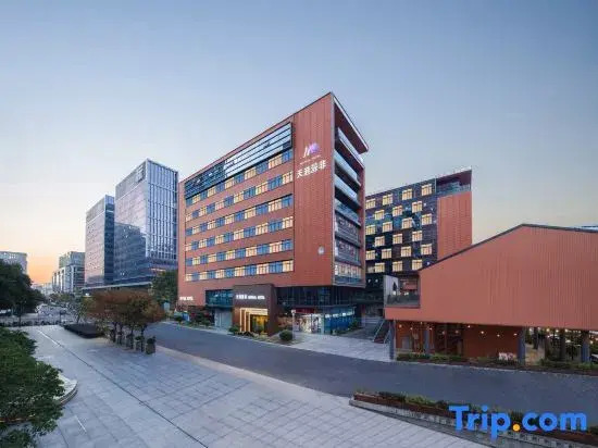 Tiangang Manfei Hotel (Ningbo Southern Business District Luomeng Universal City Store)