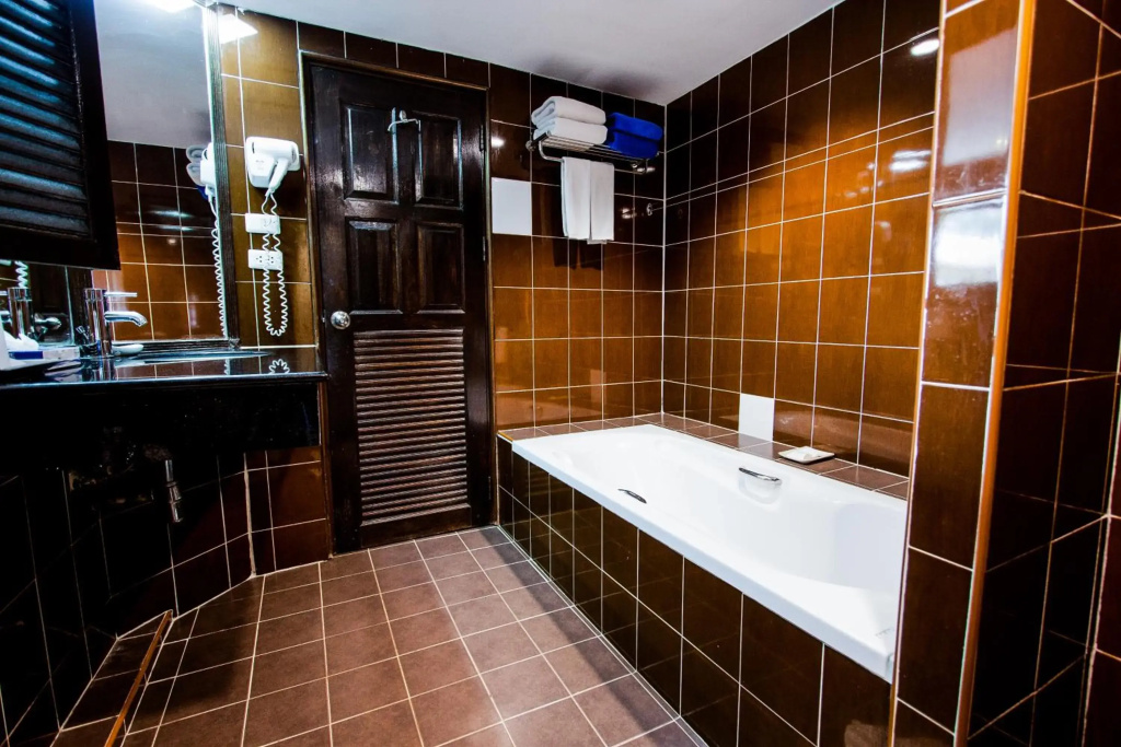 Karon Sea Sands Resort-SHA PLUS