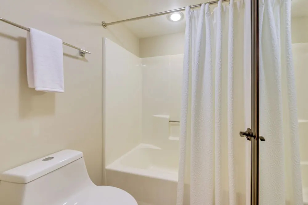 Private Deck & Pool Access: Myrtle Beach Getaway!