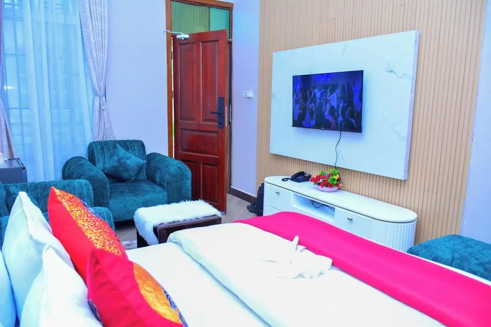 Villa Home Hotel & Apartment