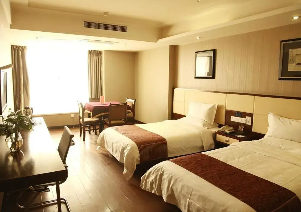 Starway Hotel