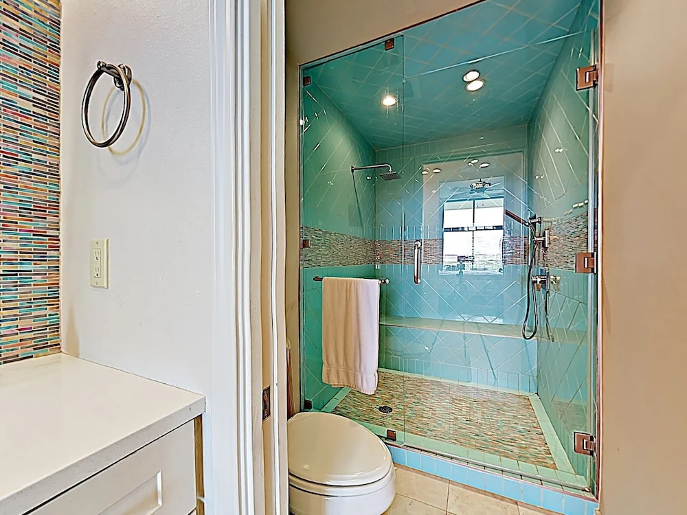 New Listing! Shoreline Sanctuary W/ Pool & Patio 2 Bedroom Condo