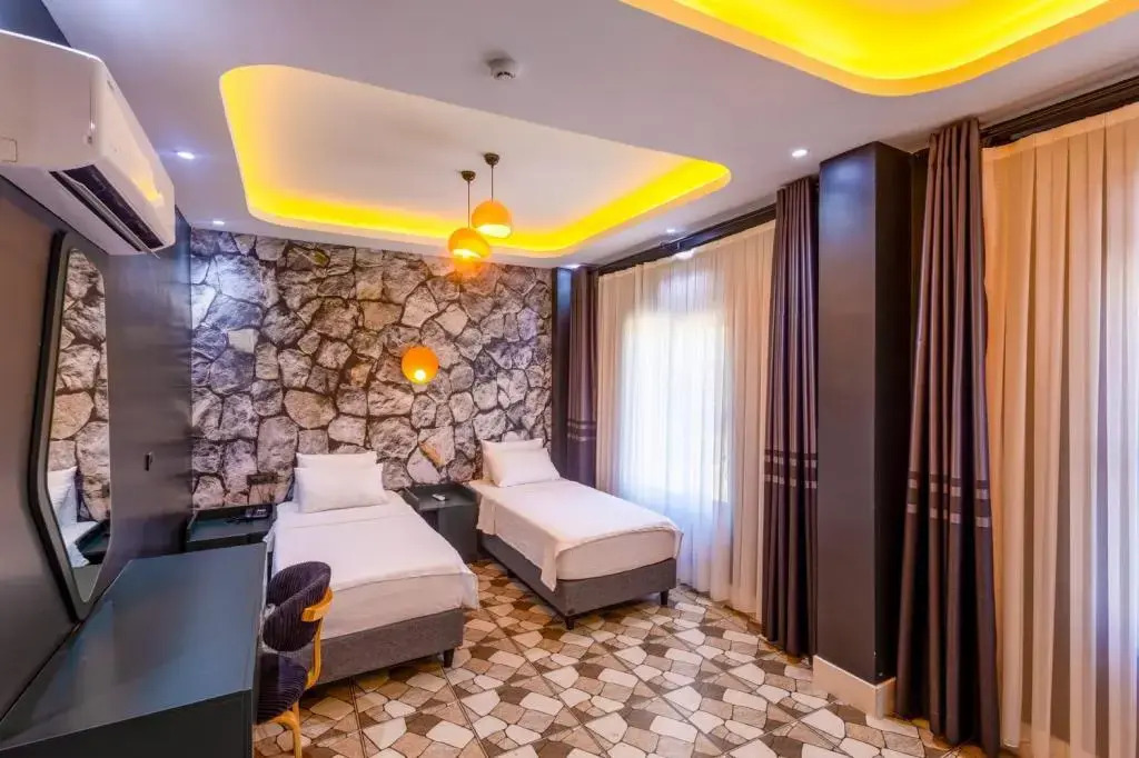 Lidar Otel