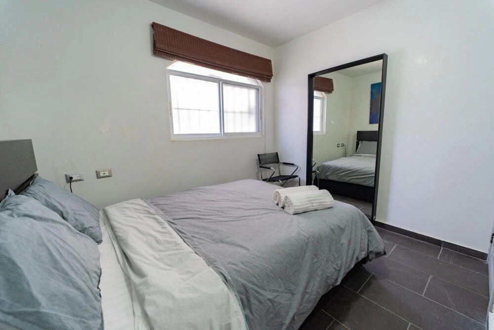 Los Corales Beach Front E101