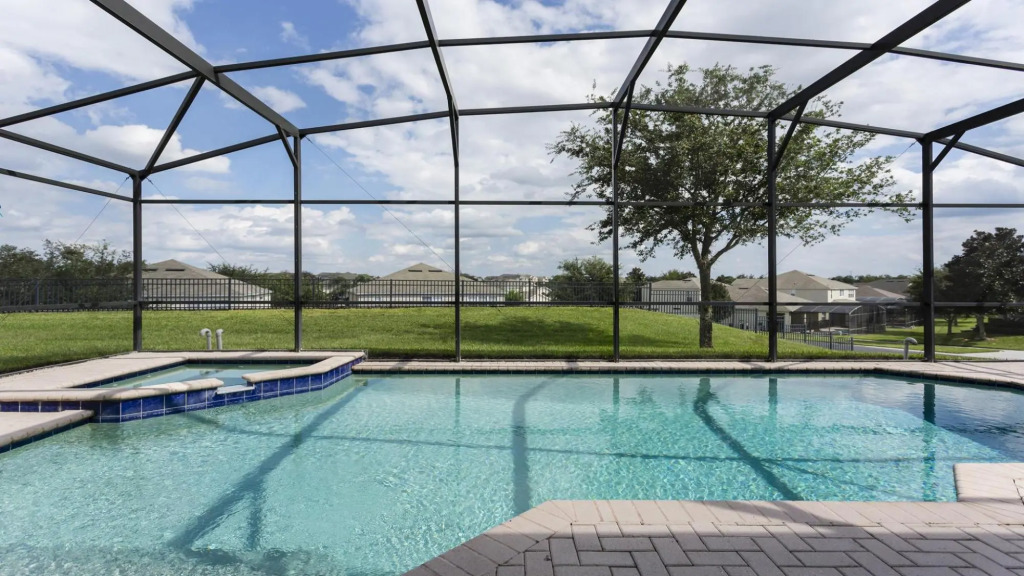 6BR w/Greenview Pool Getaway! ONLY 2 miles to Disney!