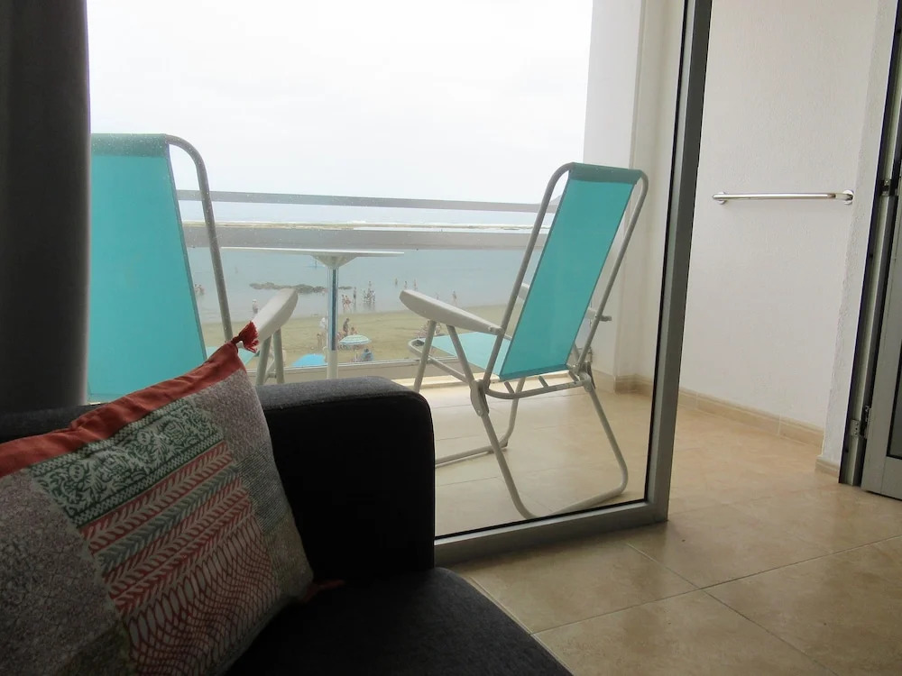 Loft en playa Las Canteras-vista mar con wifi