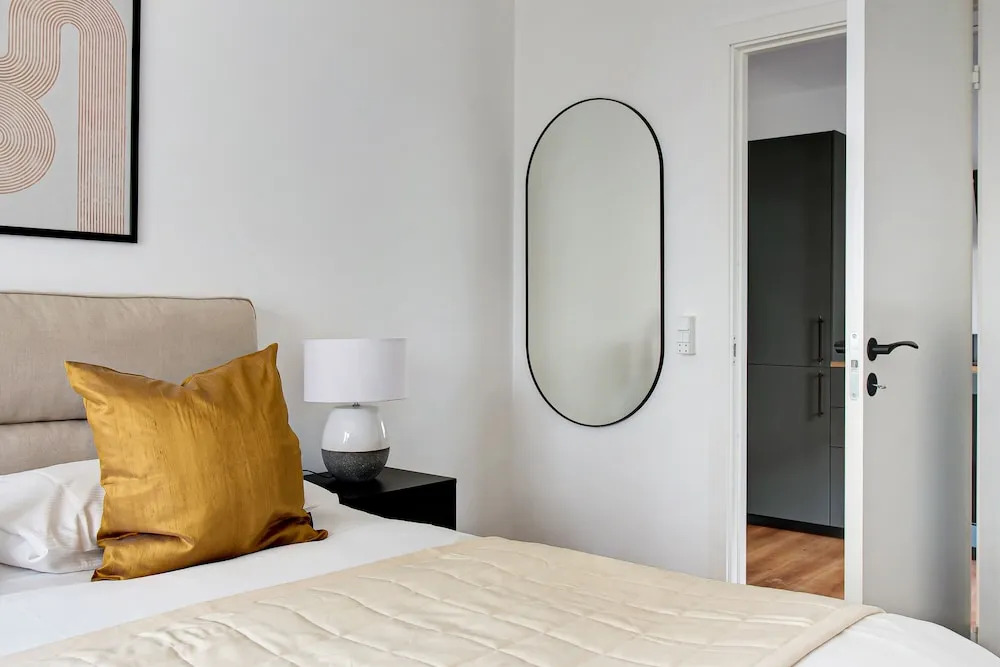 Charm 2 - Great 2-bdr Apt With Shared Garden and Balcony