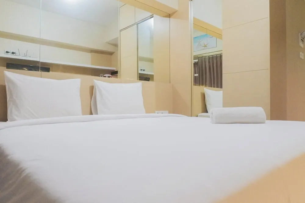 Spacious Studio Apartment at Tanglin Tower Supermall Mansion