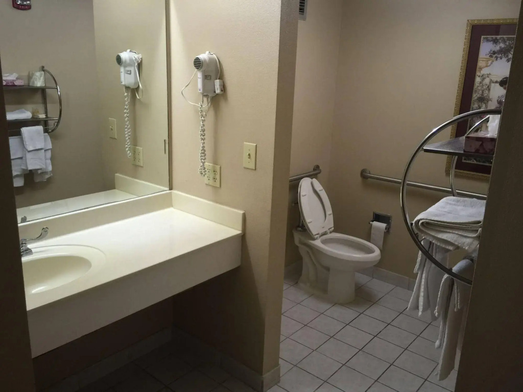 Mayfair Inn