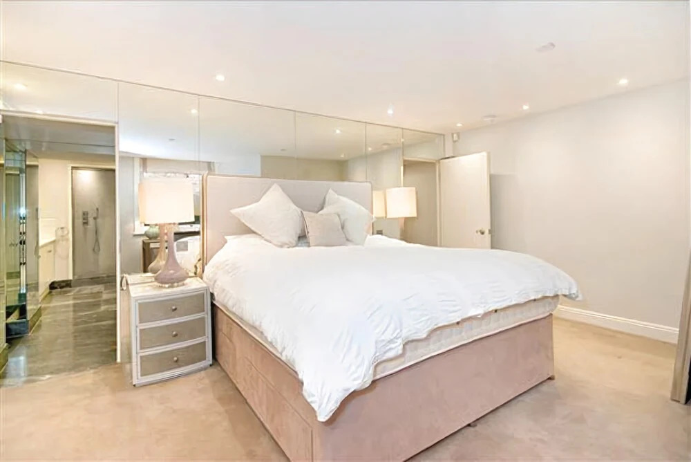 2 Luxe BDR Hans Place by The Residences