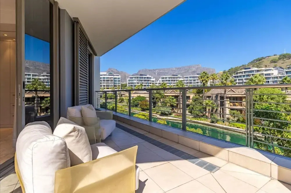 The Marina Family Penthouse - 704