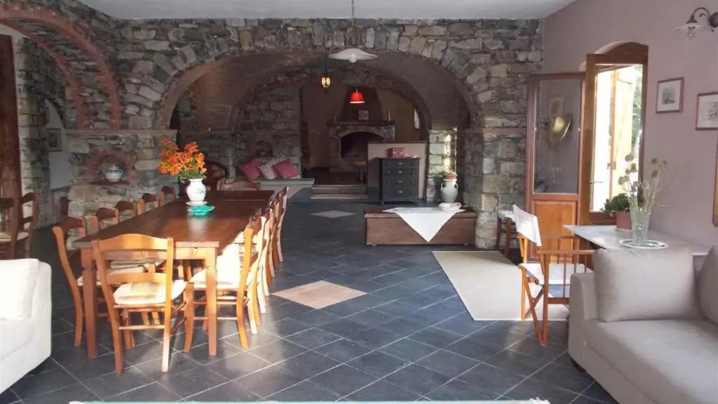 VILLA ARBEIO 8&6 Emma Villas