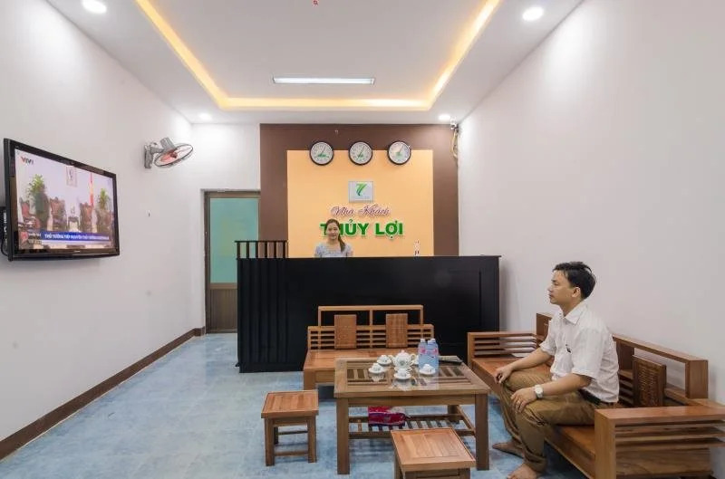 Thuy Loi Hotel