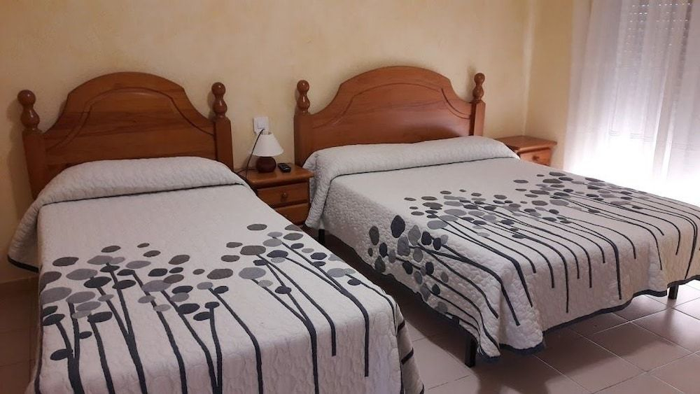Hostal Avi Pep