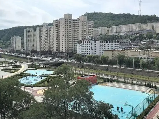 Qingyue Hotel (Yan'an Railway Station)