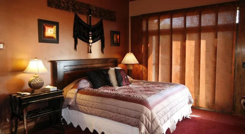 Swan River Inn
