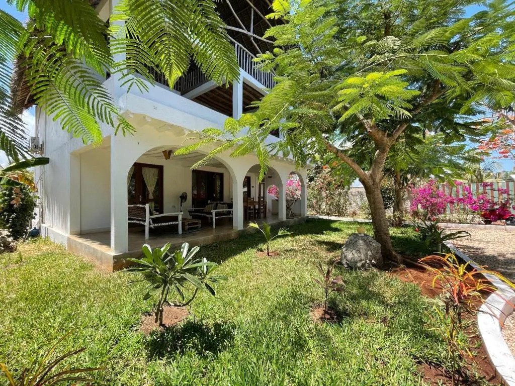 Breeze Residence