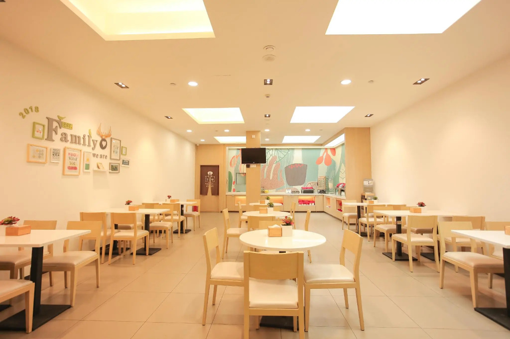 Hanting Hotel Cangzhou West Station