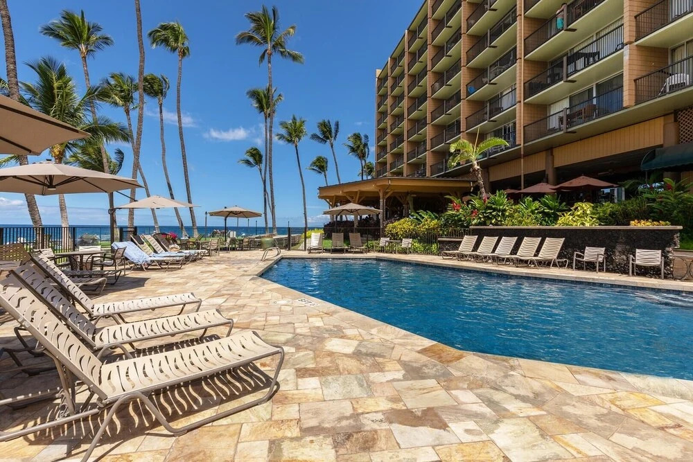 Mana Kai Maui Resort, #812a 1 Bedroom Condo by RedAwning